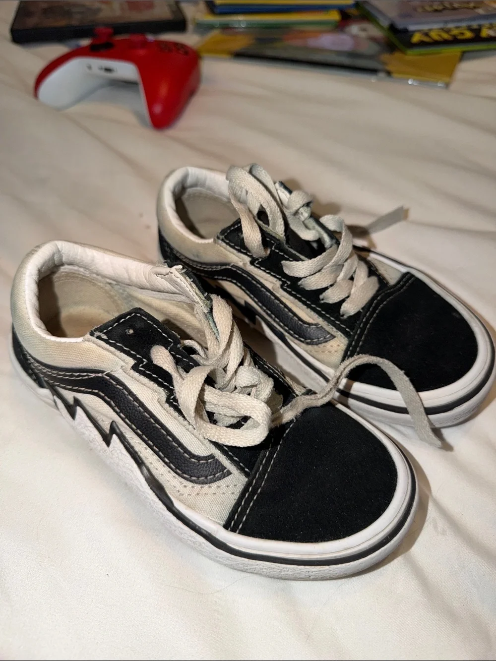 Kids Black and White Low-Top Skate Sneakers